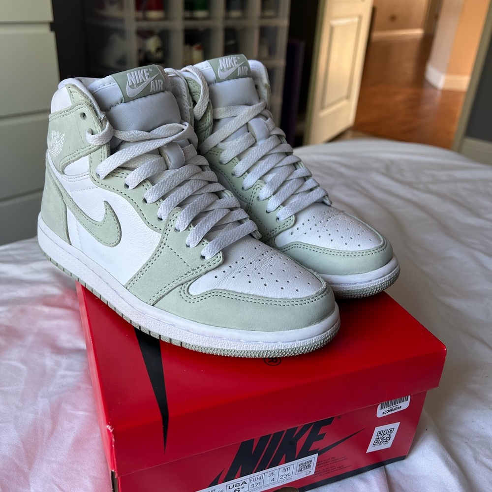 Wmns Jordan 1 ‘Seafoam’